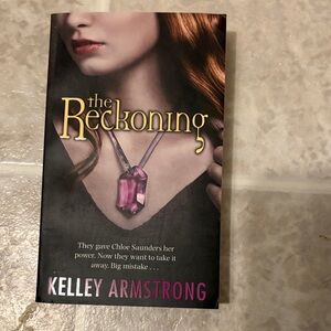 Kelley Armstrong  The Reckoning paperback book